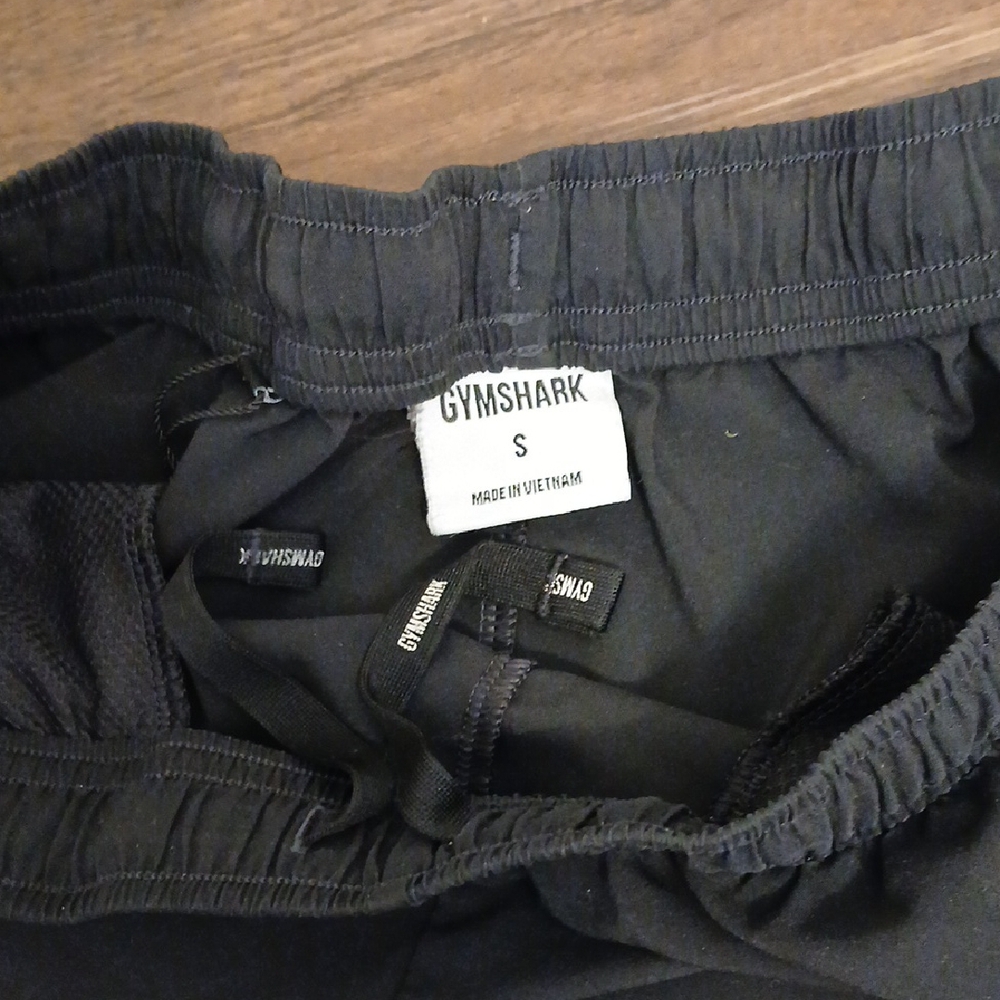 Men's Black Gymshark Shorts - Picture 3 of 5